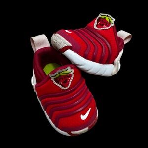Nike | Strawberry Sneakers for Infant